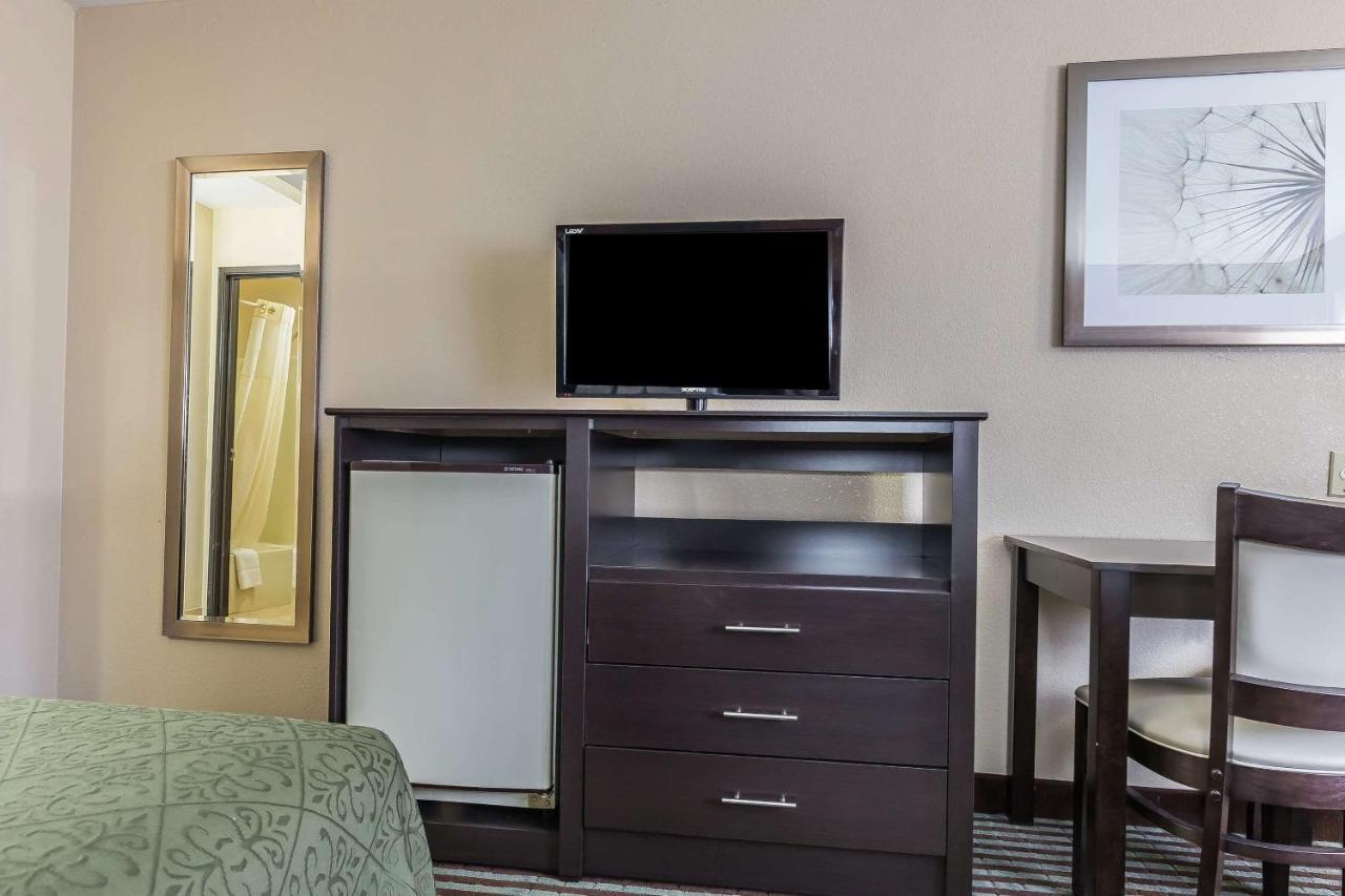 Quality Inn Mount Vernon, Il Экстерьер фото